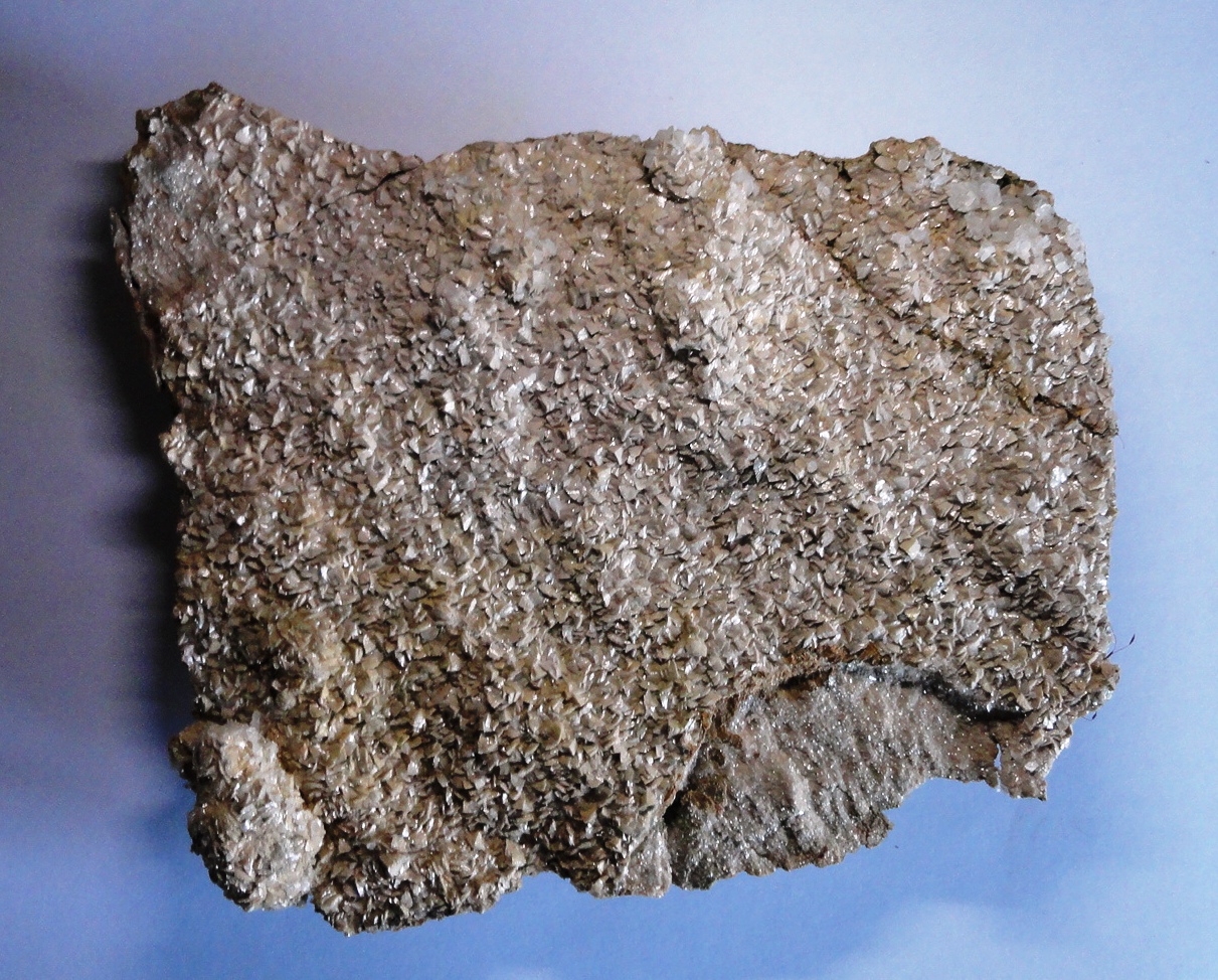Dolomite - 16x14x3cm - Junho de 2025