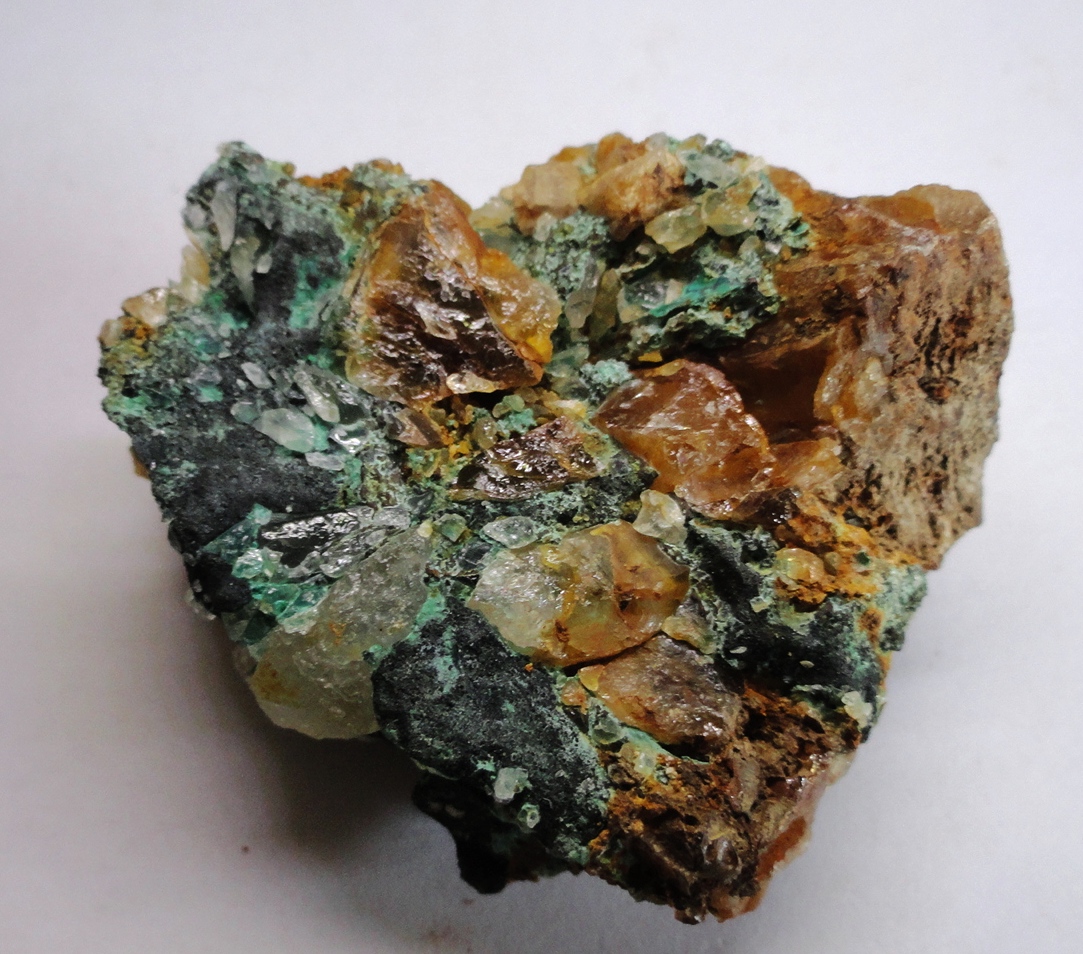Cuprite, Quartzo - 4x3x2cm