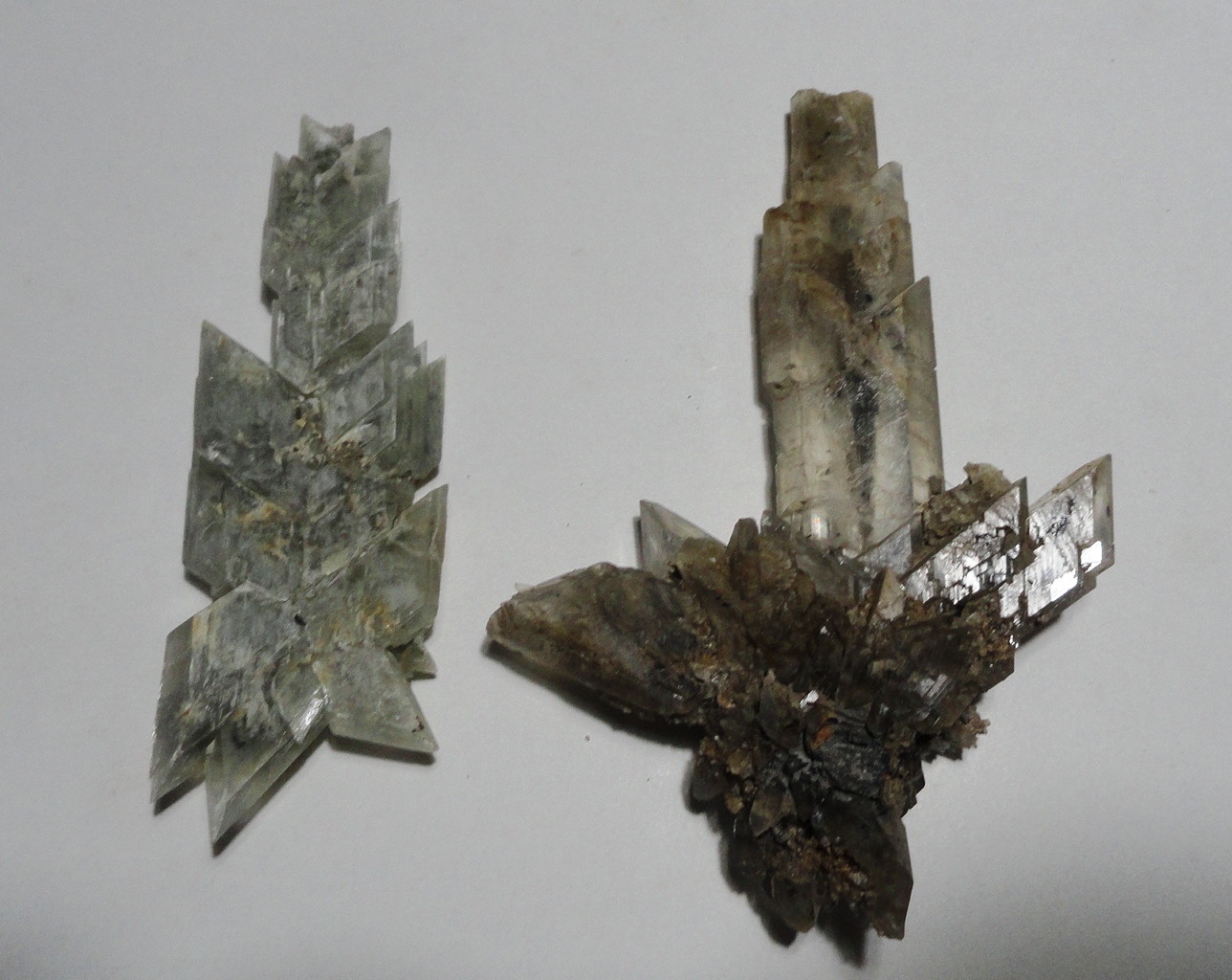 Maclas de Selenite - maior com 11x7x2cm