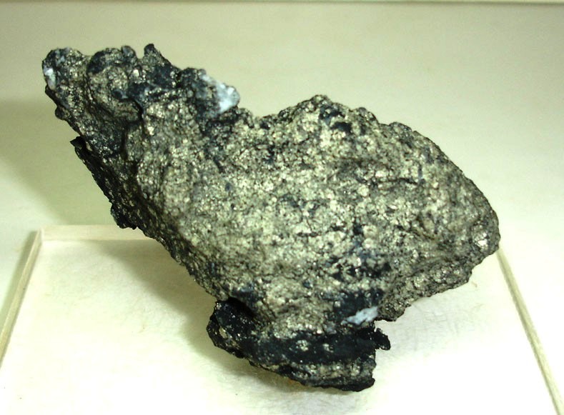 Pirite (minério) - 8x5x4cm