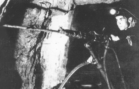 Frente de desmonte - 1960 - (S. Pinto) 