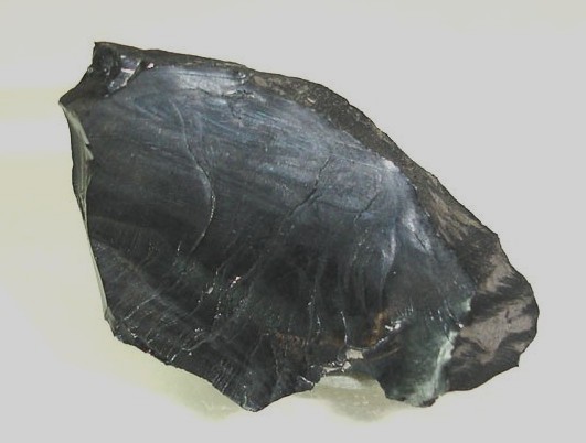 Azeviche - 3,5x2x0,5cm - Março de 2003